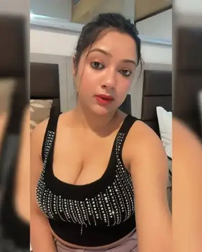 Call Girls Service Rasra
