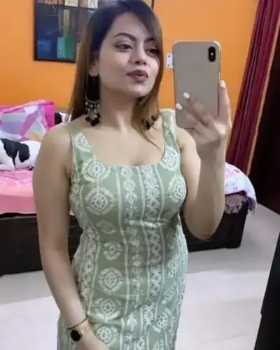 Call Girl in Rasra